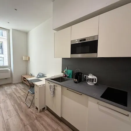 Duplex Centre