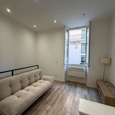Duplex Centre Διαμέρισμα *